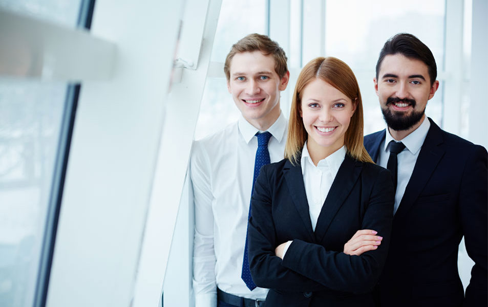 3 people by window